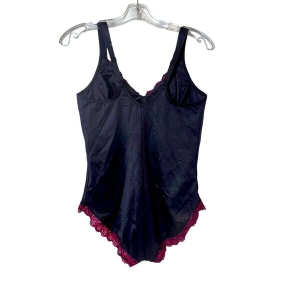 Curvation Body Shaper Lingerie Queen Latifah Shapewear Black Red 42C - Picture 2 of 10